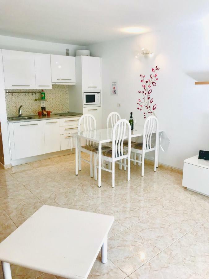 Canela Apartment 405 - Lanzarote Apartment كوستا تاغيسي المظهر الخارجي الصورة